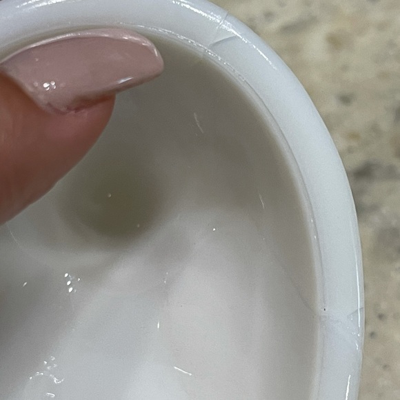 🎶 vintage milk glass little hen🎶 - Picture 15 of 17